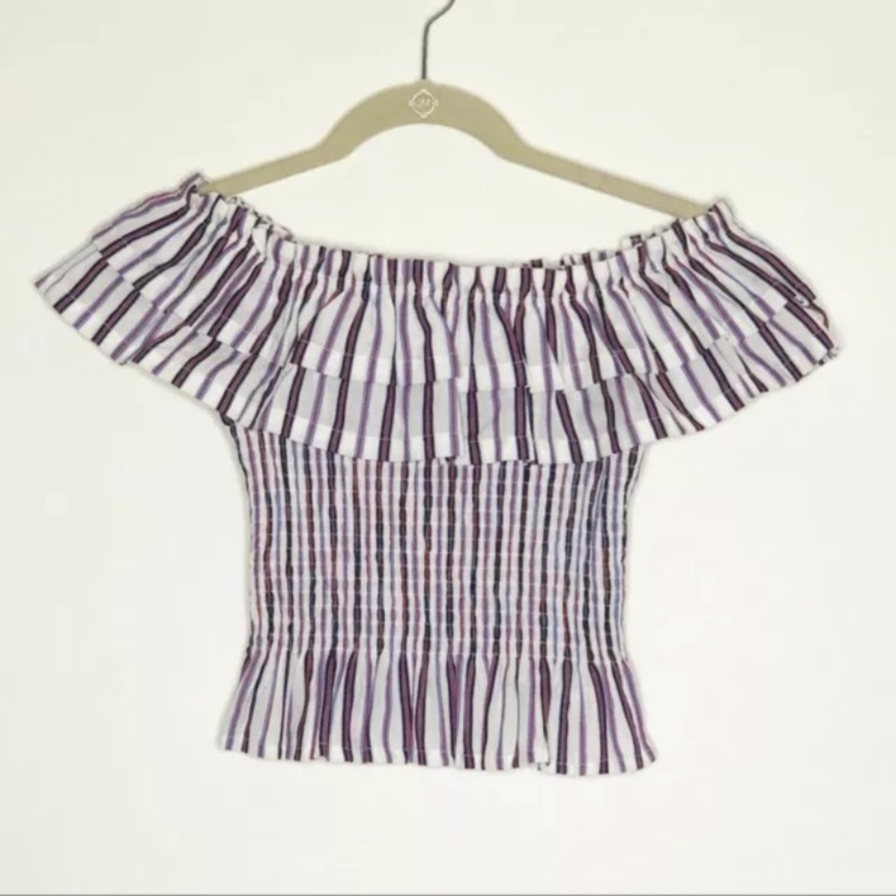 About Us by Revolve Off Shoulder Ruched Shirt SML